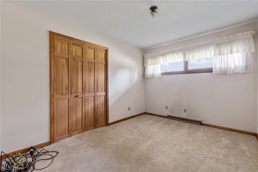 1375 Schrader Road North Lawrence OH 44666