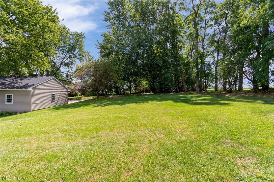 1375 Schrader Road North Lawrence OH 44666