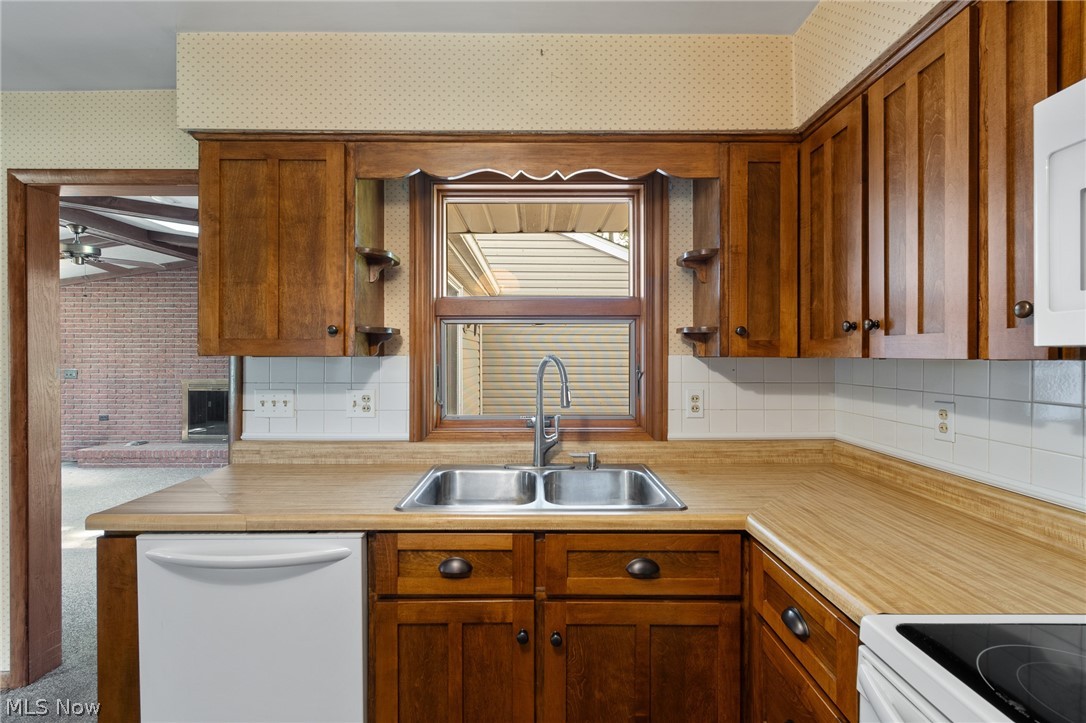 1375 Schrader Road North Lawrence OH 44666