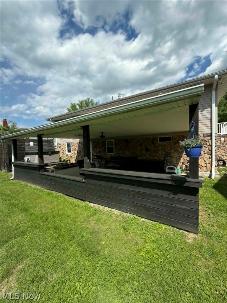 1158 Mick Road Wellsville OH 43968