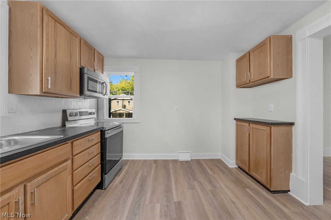 7802 Jones Road Cleveland OH 44105