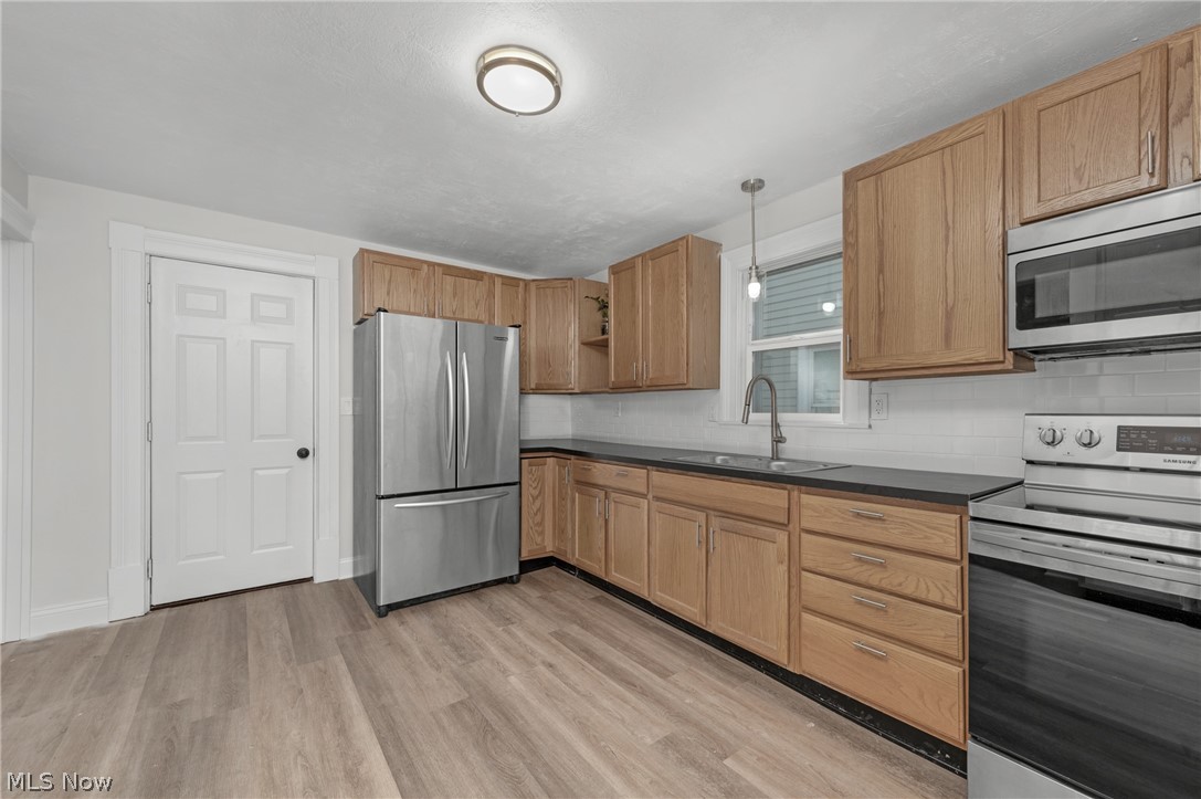 7802 Jones Road Cleveland OH 44105