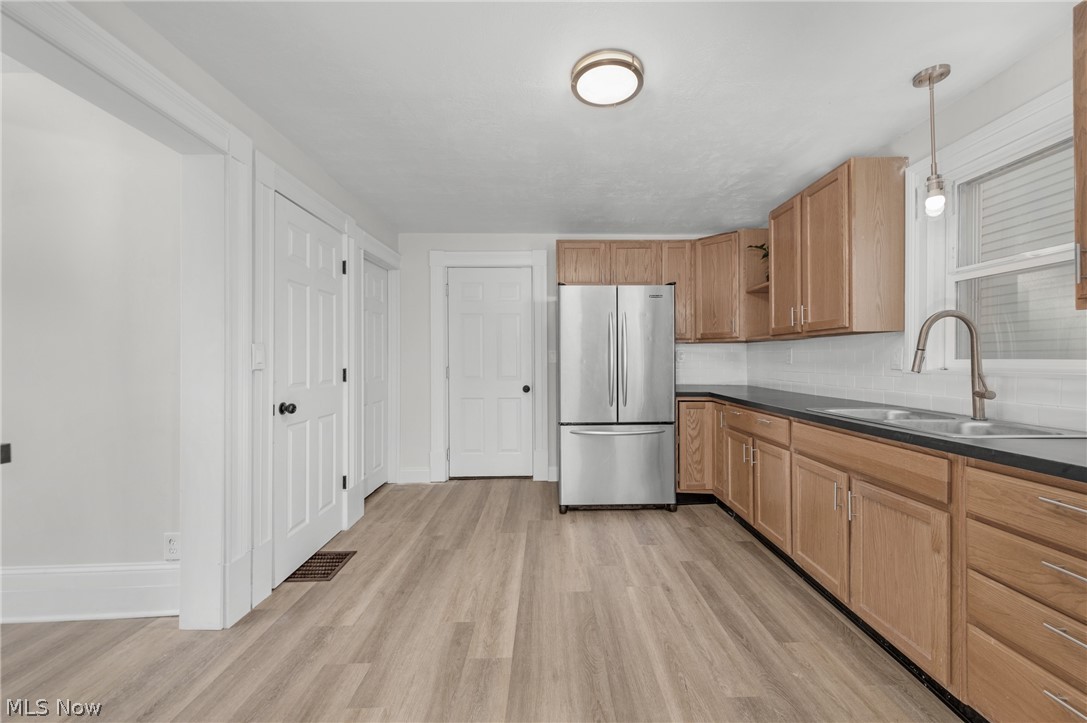 7802 Jones Road Cleveland OH 44105