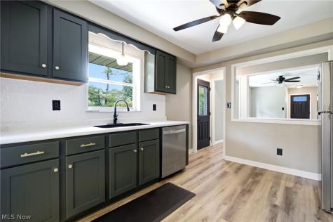 12758 Abbey Road North Royalton OH 44133