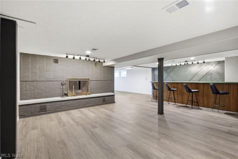 12758 Abbey Road North Royalton OH 44133