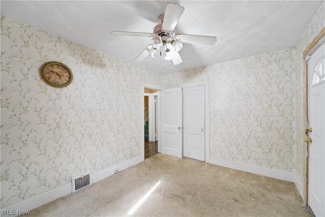 1023 Quilliams Road Cleveland Heights OH 44121