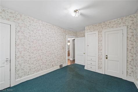 1023 Quilliams Road Cleveland Heights OH 44121