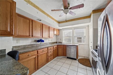 1023 Quilliams Road Cleveland Heights OH 44121