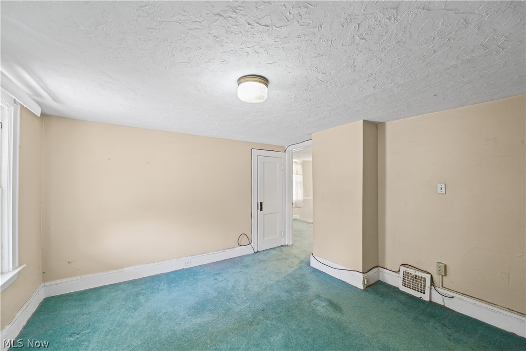 1023 Quilliams Road Cleveland Heights OH 44121