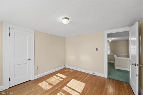1023 Quilliams Road Cleveland Heights OH 44121