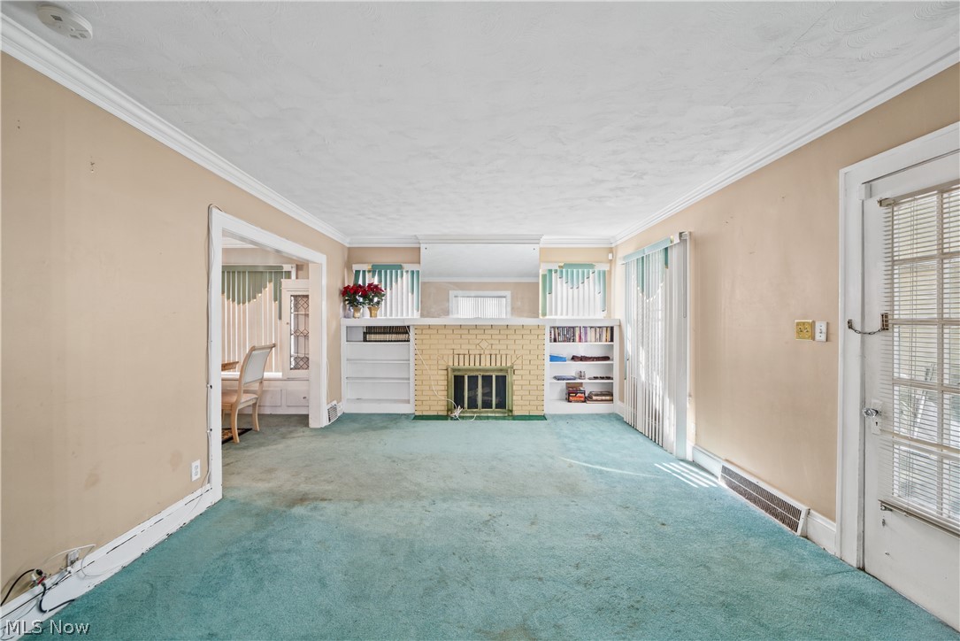 1023 Quilliams Road Cleveland Heights OH 44121
