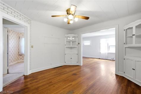 38905 Gardenside Drive Willoughby OH 44094