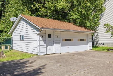 38905 Gardenside Drive Willoughby OH 44094
