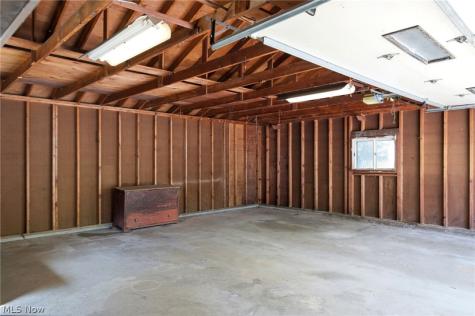 38905 Gardenside Drive Willoughby OH 44094
