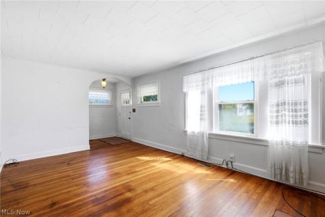 38905 Gardenside Drive Willoughby OH 44094