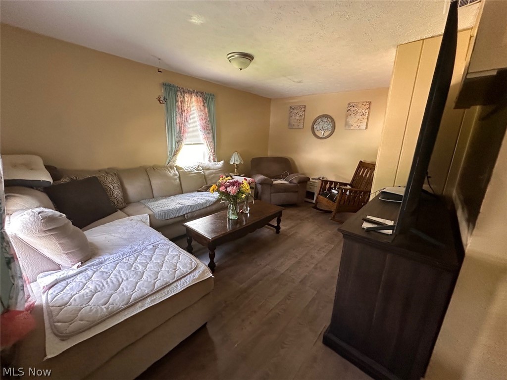 520 High Street Pleasant City OH 43772
