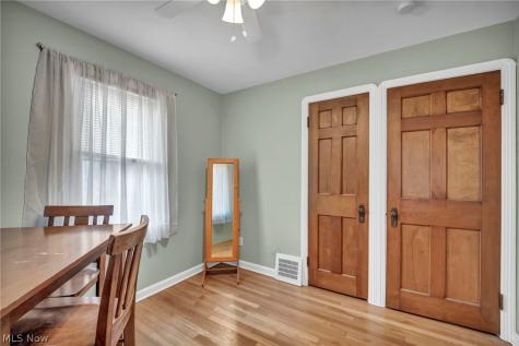 3231 W 140th Street Cleveland OH 44111