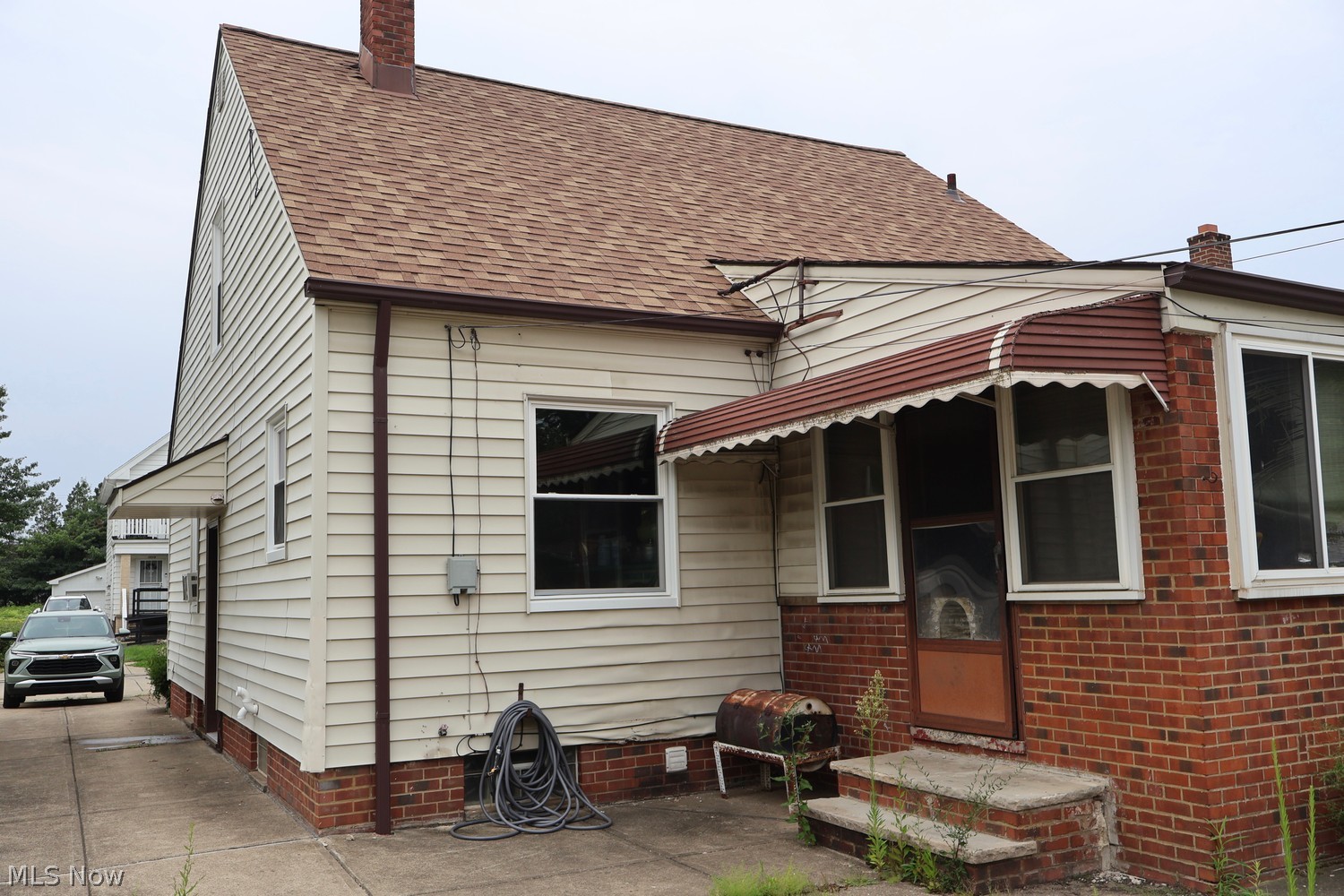 1509 E 204th Street Euclid OH 44117
