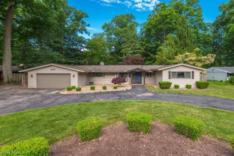 2412 Beechwood Drive Westlake OH 44145