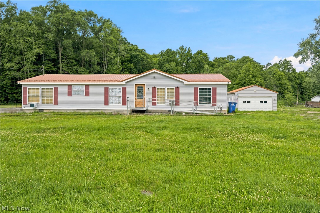 17366 Wick Avenue Lake Milton OH 44429