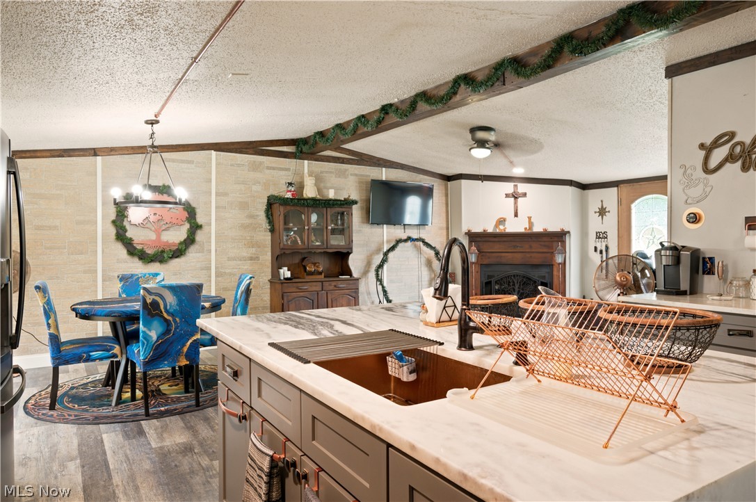 17366 Wick Avenue Lake Milton OH 44429