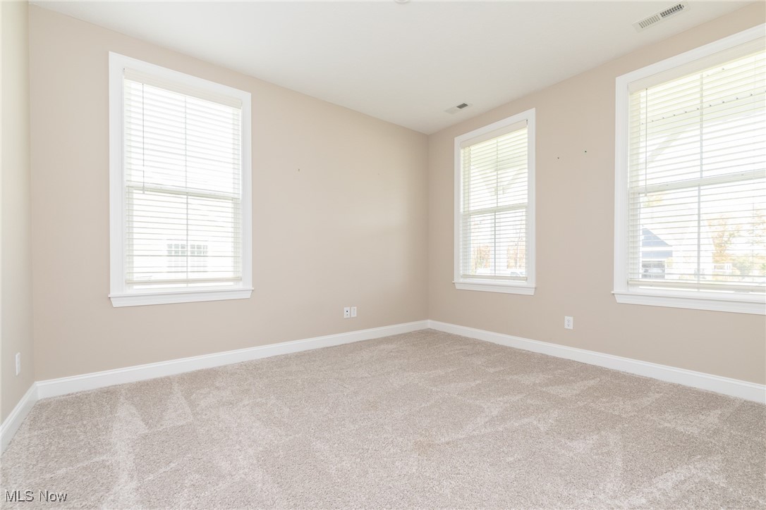 179 Seamore Road Aurora OH 44202