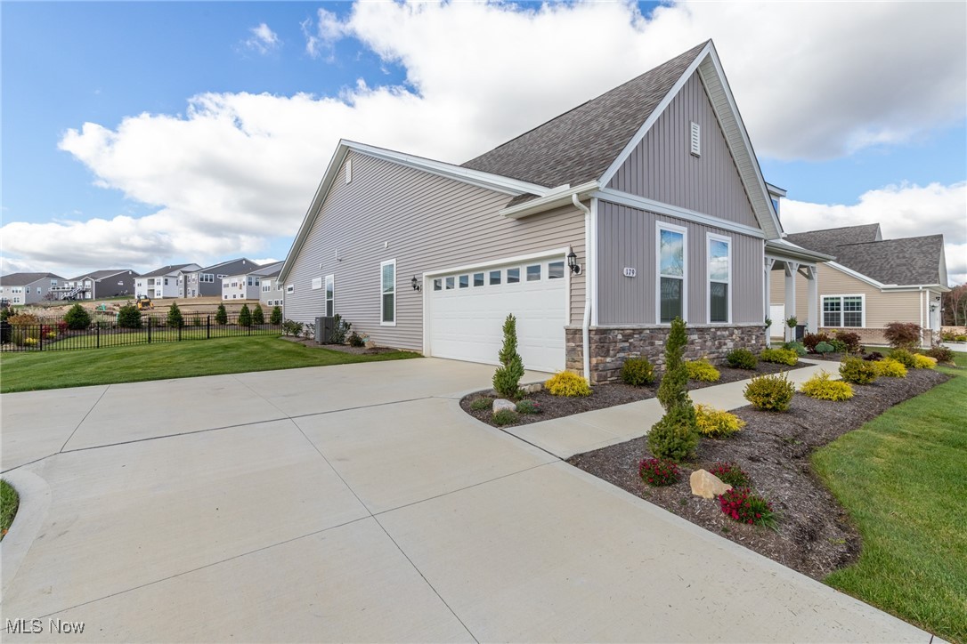 179 Seamore Road Aurora OH 44202