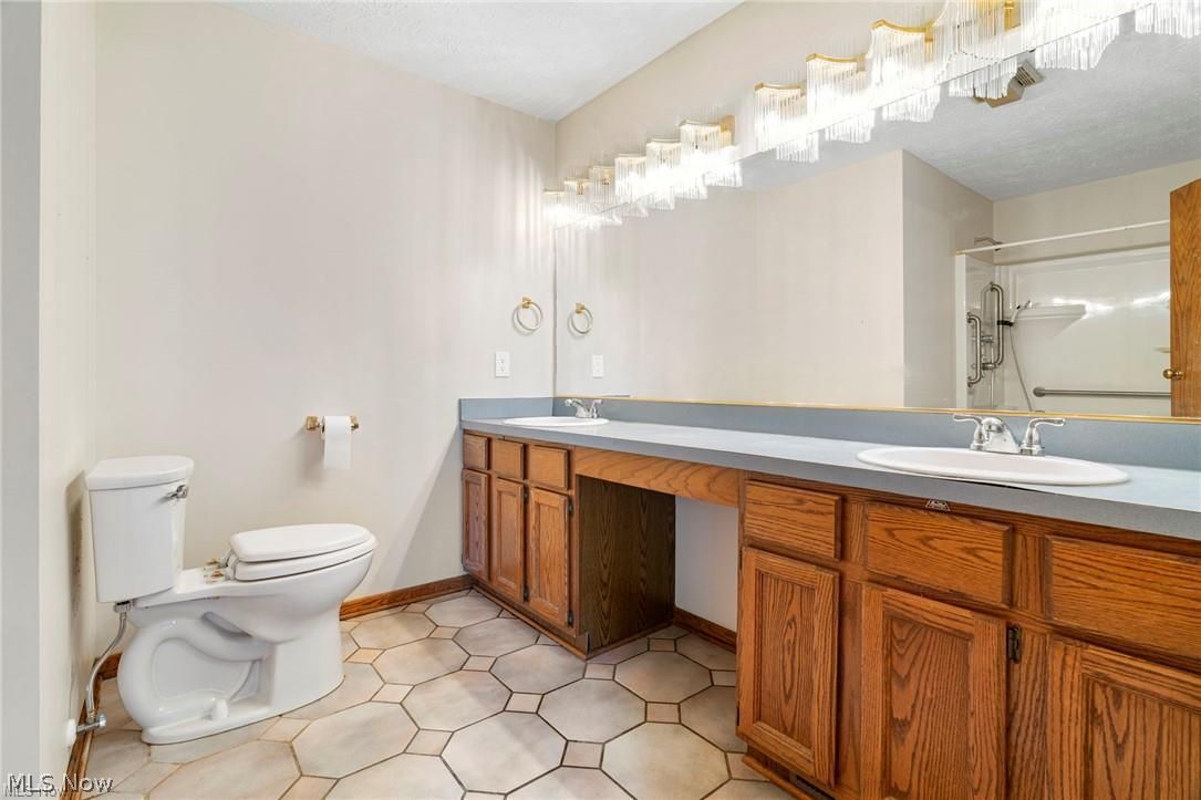 5913 Fulton Drive NW Canton OH 44718