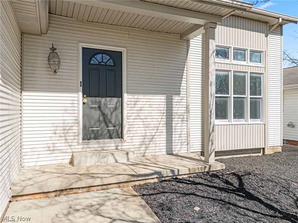 5913 Fulton Drive NW Canton OH 44718