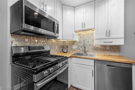 6729 Orchard Boulevard Parma Heights OH 44130