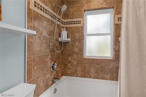6729 Orchard Boulevard Parma Heights OH 44130
