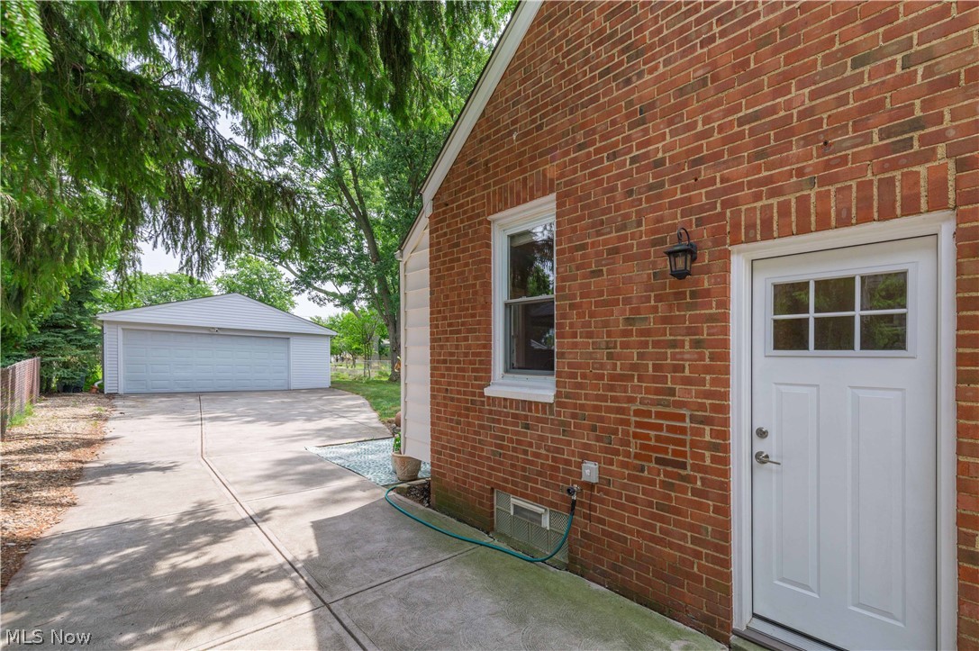 6729 Orchard Boulevard Parma Heights OH 44130