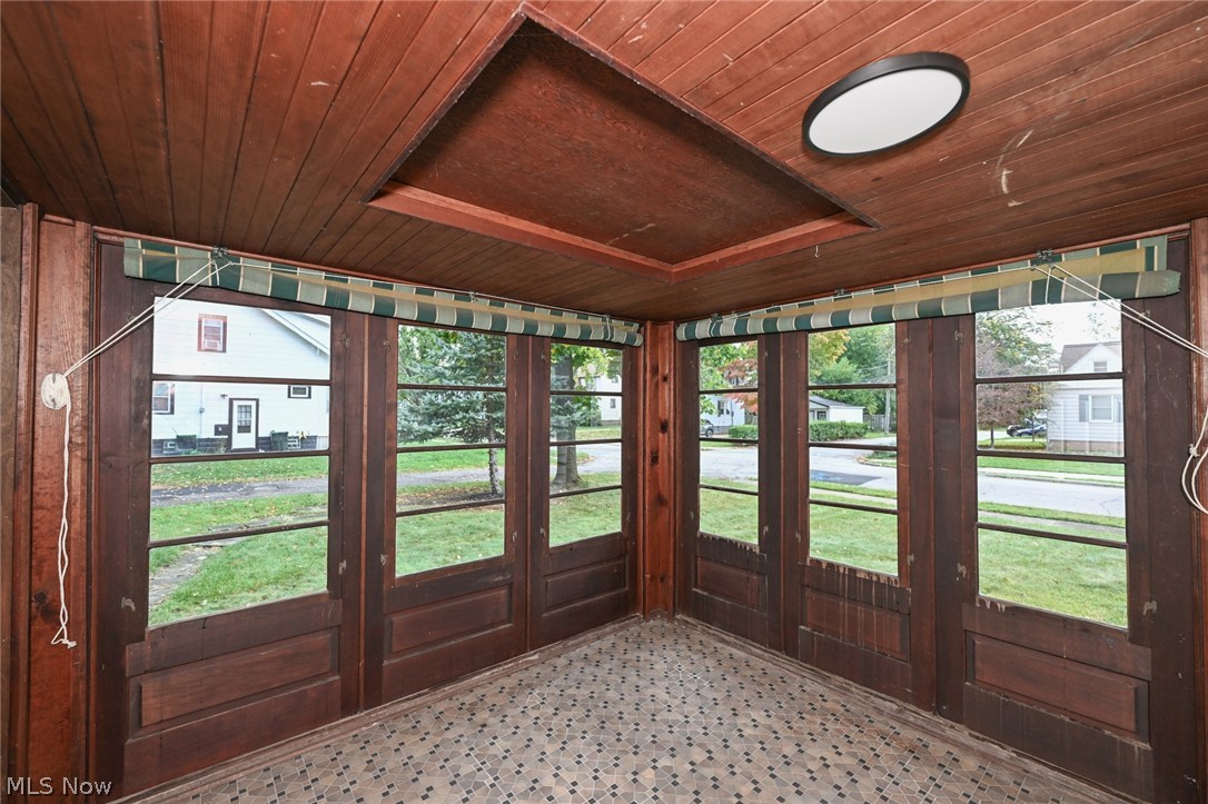 19251 Naumann Avenue Euclid OH 44119