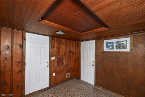 19251 Naumann Avenue Euclid OH 44119