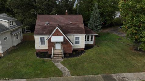 19251 Naumann Avenue Euclid OH 44119