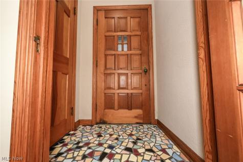 19251 Naumann Avenue Euclid OH 44119
