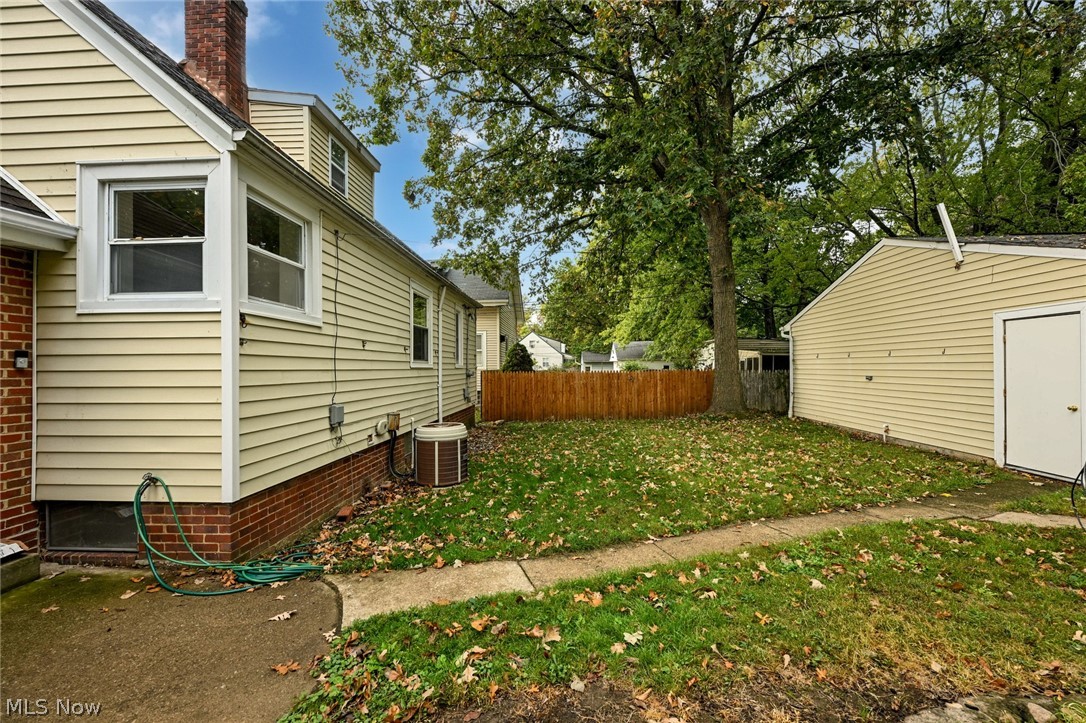 19251 Naumann Avenue Euclid OH 44119