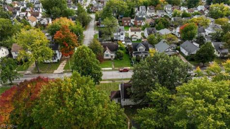19251 Naumann Avenue Euclid OH 44119