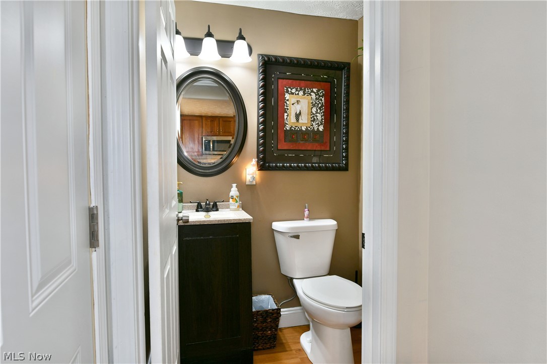 353 Stahl Avenue Cortland OH 44410