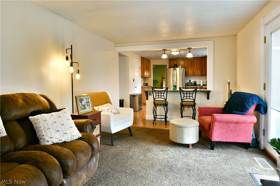 353 Stahl Avenue Cortland OH 44410