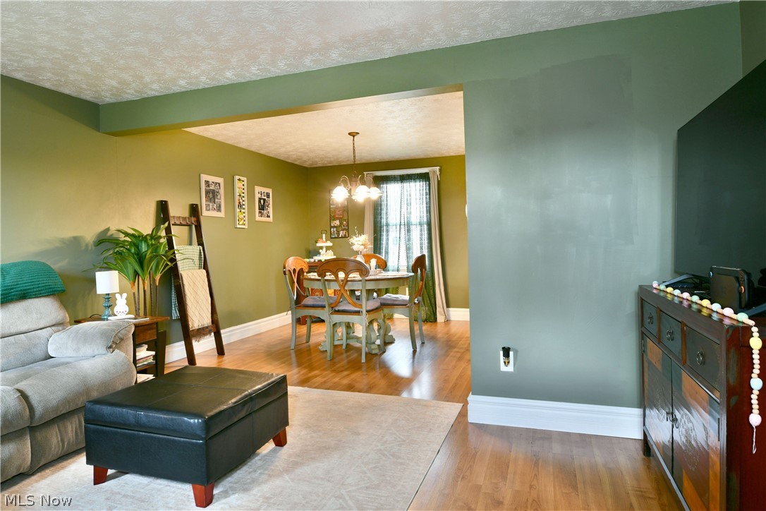 353 Stahl Avenue Cortland OH 44410