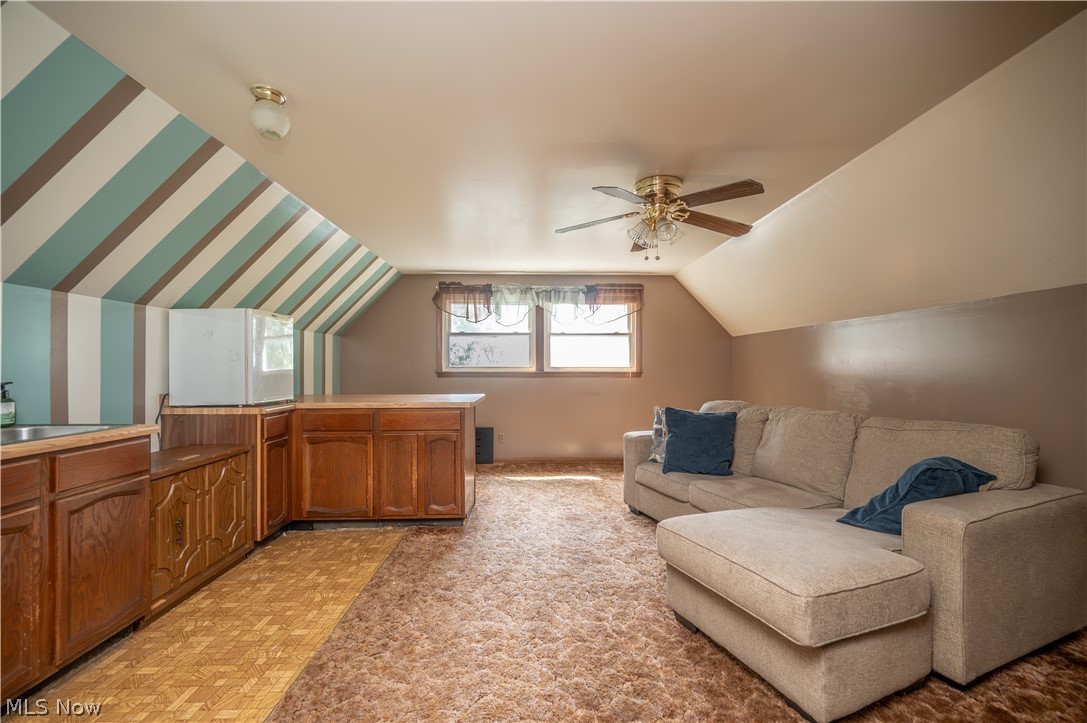 644 Southern Boulevard NW Warren OH 44485