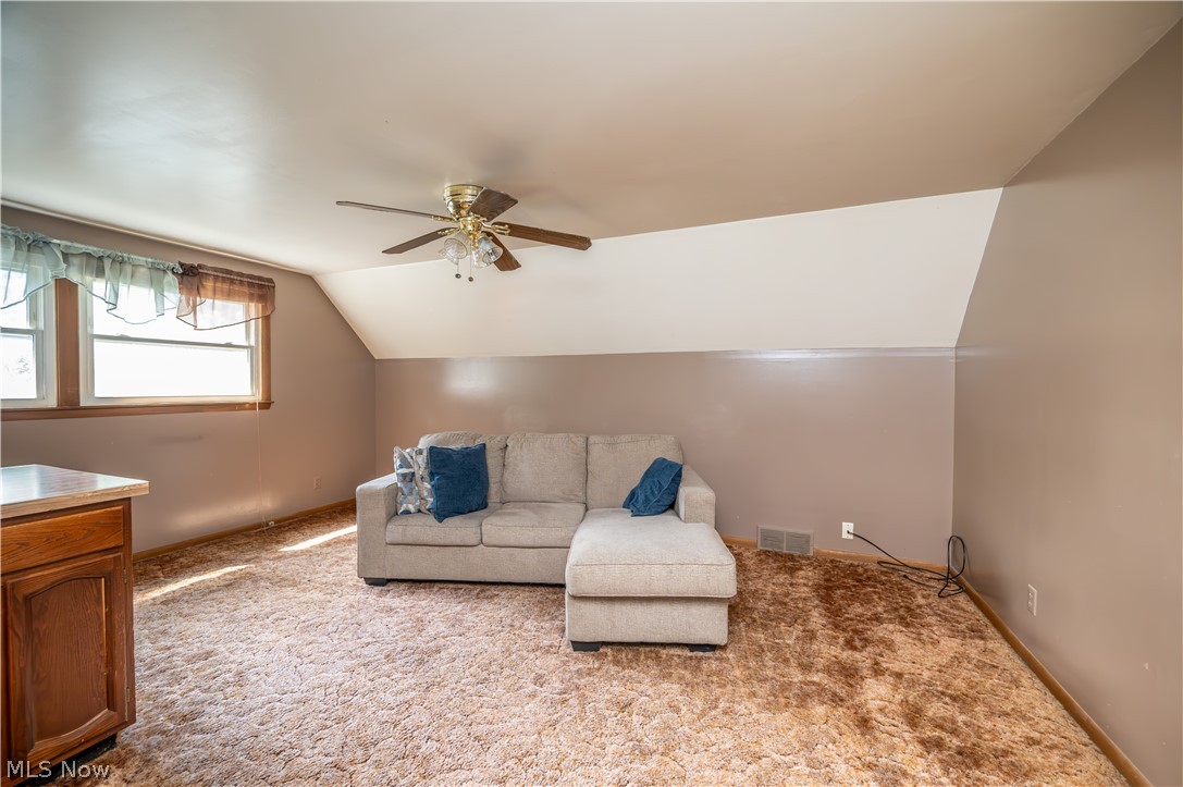 644 Southern Boulevard NW Warren OH 44485