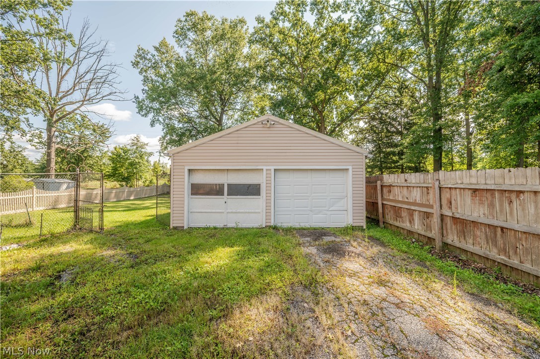 644 Southern Boulevard NW Warren OH 44485