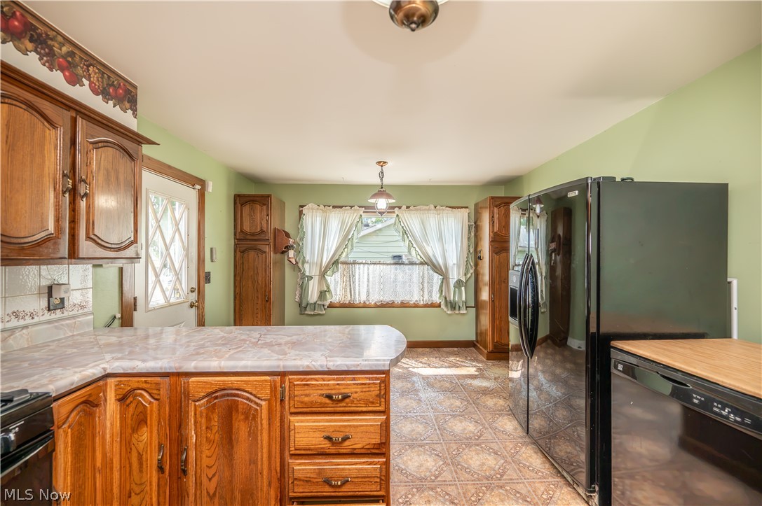 644 Southern Boulevard NW Warren OH 44485