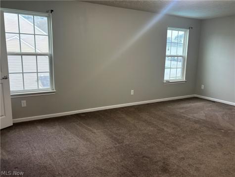 4489 Woodstone Avenue NW Massillon OH 44647