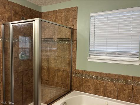 4489 Woodstone Avenue NW Massillon OH 44647