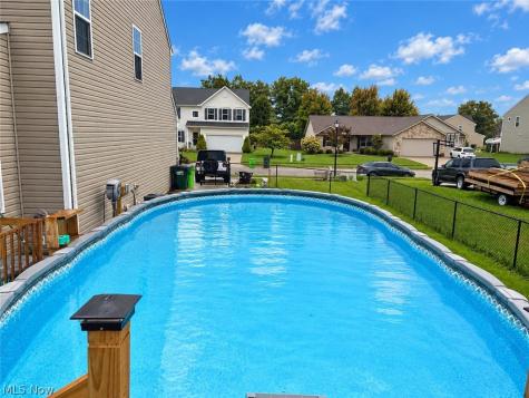 4489 Woodstone Avenue NW Massillon OH 44647