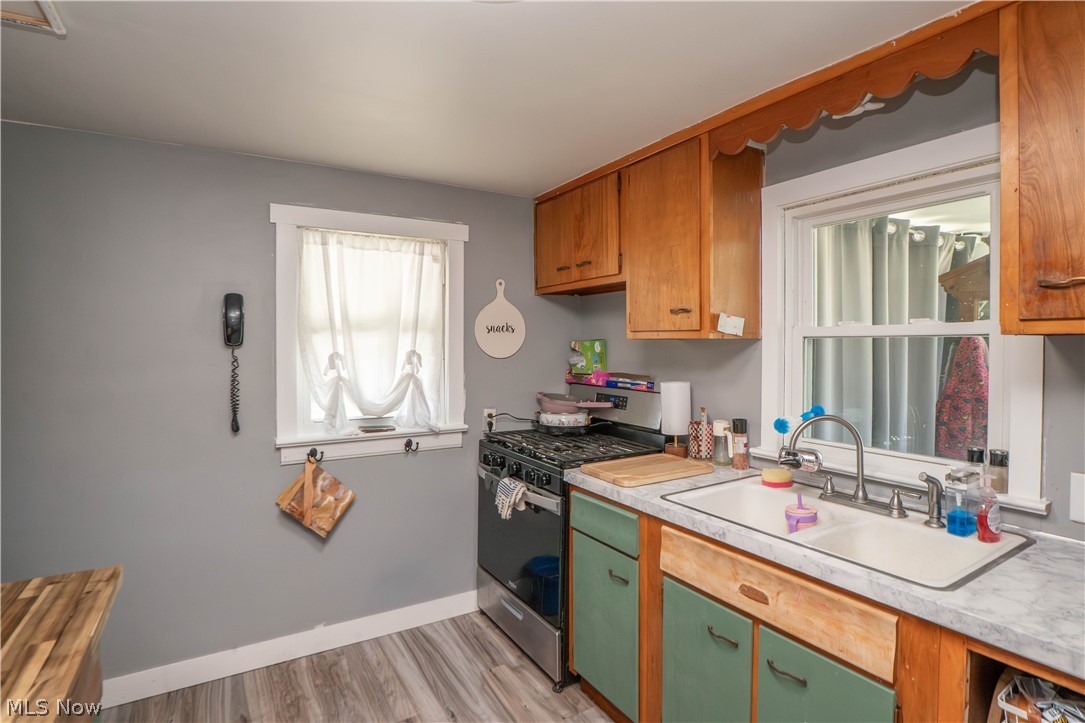 462 Fenton Avenue NE Canton OH 44704