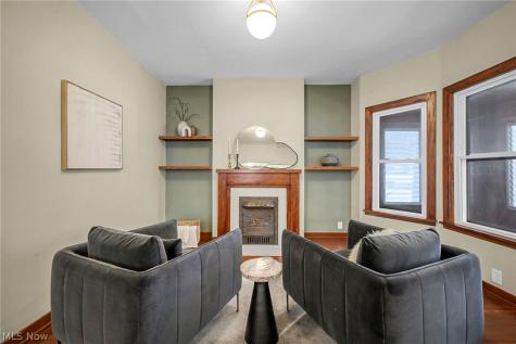 1345 Cove Avenue Lakewood OH 44107